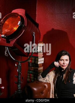 Finola Hughes