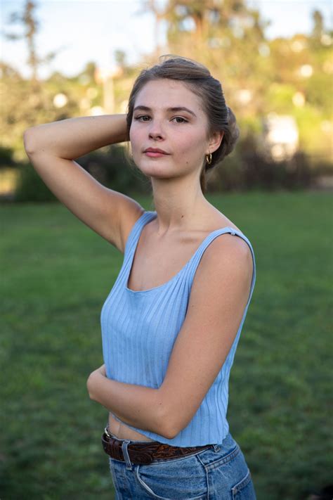 Stefanie Scott